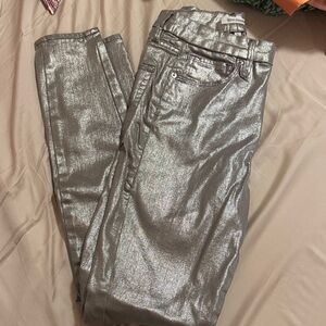 Good American silver metallic skinny jean